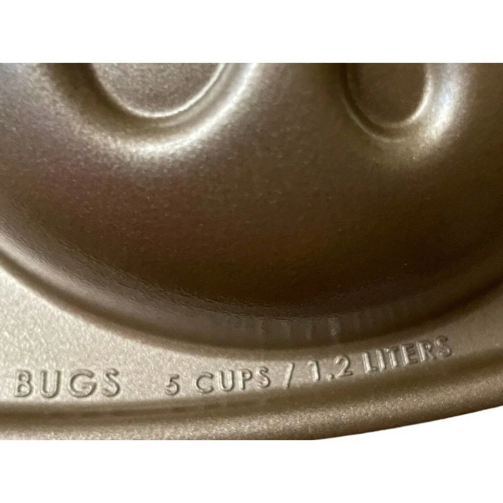 Williams-Sonoma NEW Backyard Bugs Cake Pan Nordic Ware Pan Bee Butterfly Ladybug